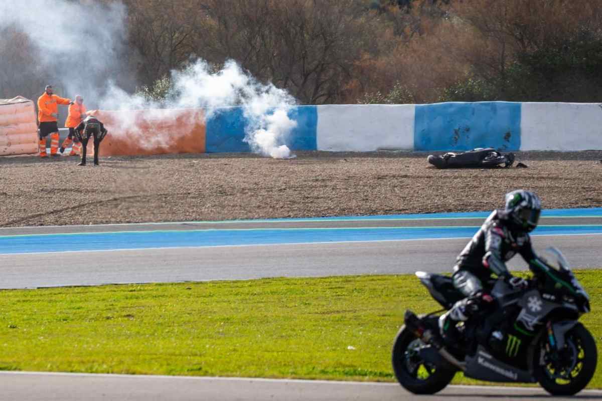 Superbike, δοκιμή Jerez: caduta Razgatlioglu