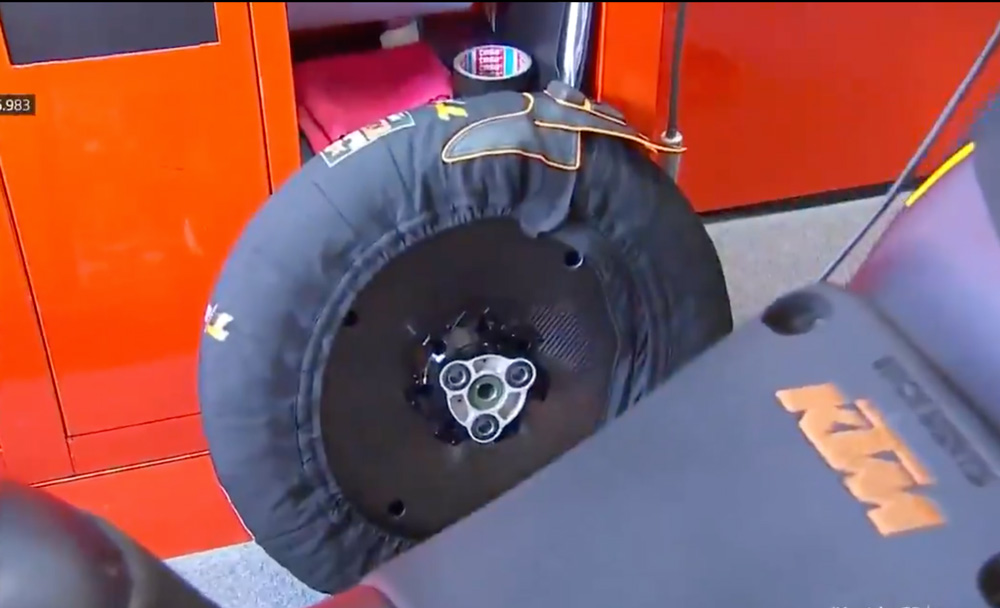 Moto3, VIDEO – Les jantes lenticulaires pour les débuts des KTM au Red Bull Rig Ritratto di GPone