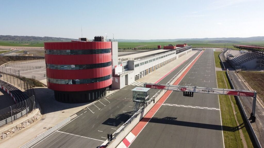 SBK, Superbike Navarra : horaires à la télévision sur Sky et TV8 Ritratto di Riccardo Gugliemetti