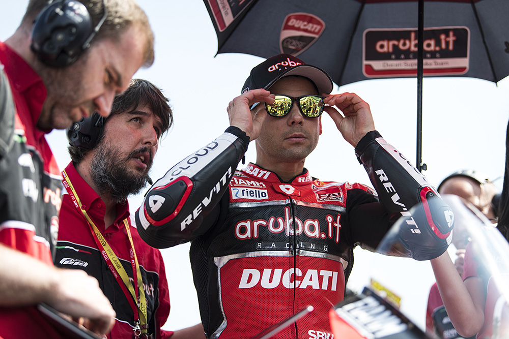 SBK, Alvaro Bautista revient chez Ducati et amène Giulio Nava Ritratto di Riccardo Gugliemetti