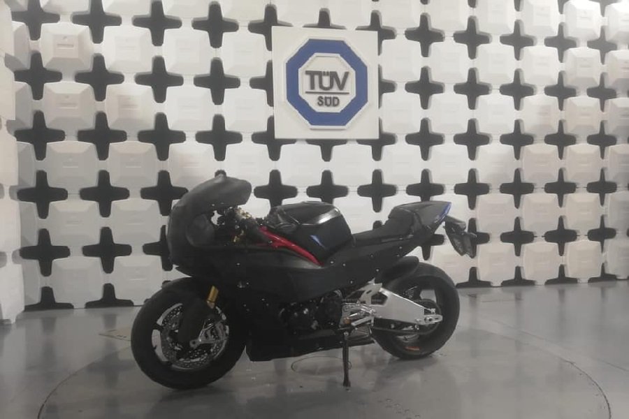 Bimota KB4, un video teaser anticipa l’arrivo della sportiva vintage Ritratto di Alessandro Da Rin Betta