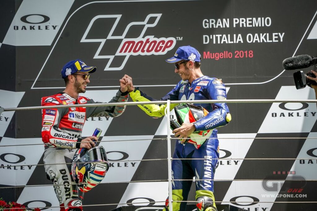 MotoGP, Rossi : “Je serais heureux si Dovizioso était mon coéquipier” Ritratto di Matteo Aglio