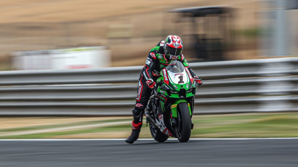 SBK, Pista umida à Magny-Cours : 1° Rea, 4° Terre, 5° Redding Ritratto di Riccardo Gugliemetti