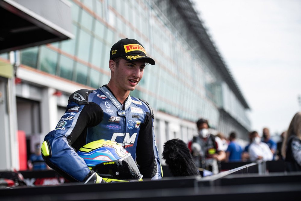 SBK, fracture vertébrale T12 pour Luca Bernardi, sera transféré à Cesena Ritratto di GPone