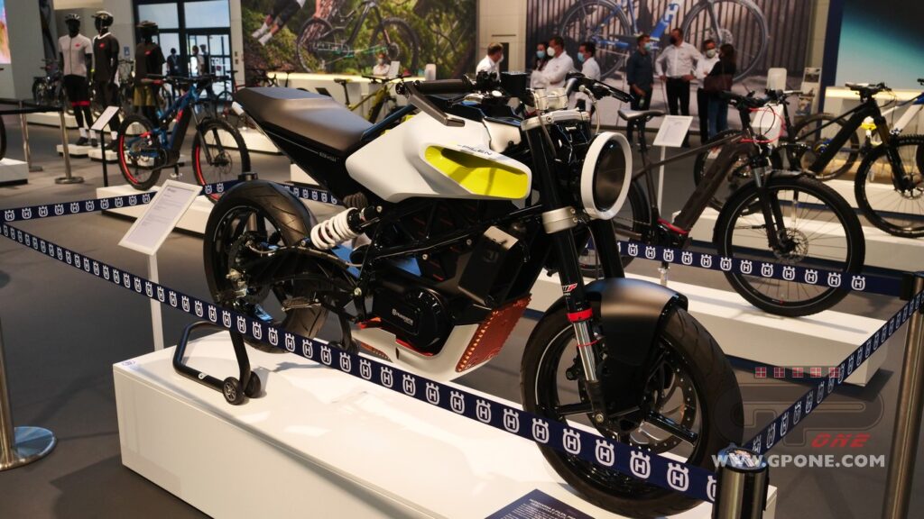 Husqvarna E-Pilen et Vektorr : débuts au salon de l’automobile de Munich Ritratto di GPone