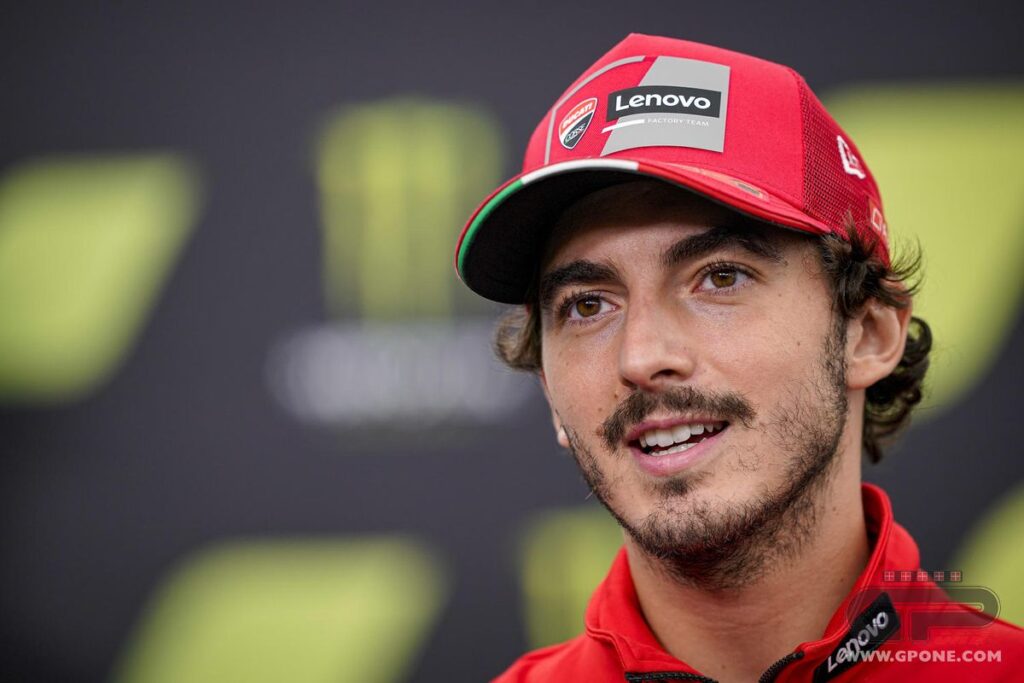 MotoGP, Bagnaia : « Je m’entraîne avec la Panigale pour être prêt avec les Desmosedici » Ritratto di GPone