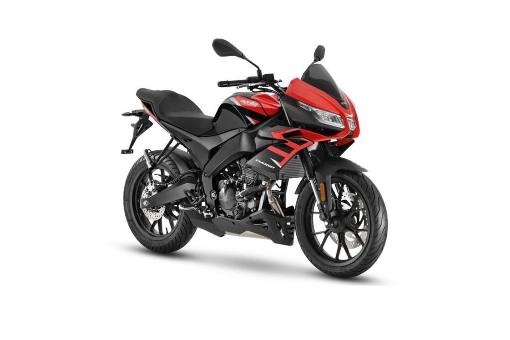 Aprilia Tuono 250 2022 : les premiers détails Ritratto di Alessandro Da Rin Betta