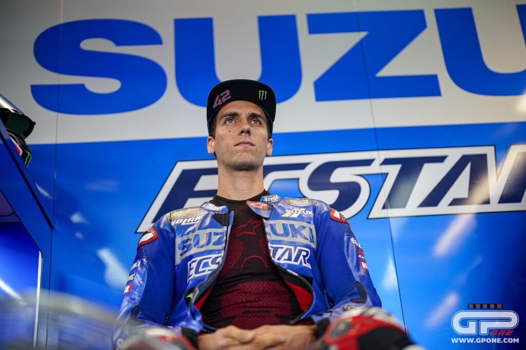 MotoGP, Rins : “Les limites de la piste ? S’il y avait encore de l’herbe, personne ne passerait au vert” Ritratto di Nicole Facelli