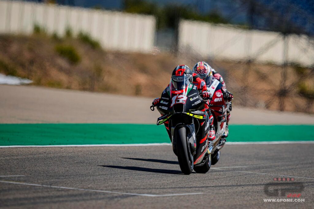 MotoGP, Vinales fait le Top Gun avec Aprilia : 1er FP1 à Misano, Dovizioso dernier Ritratto di Marco Caregnato