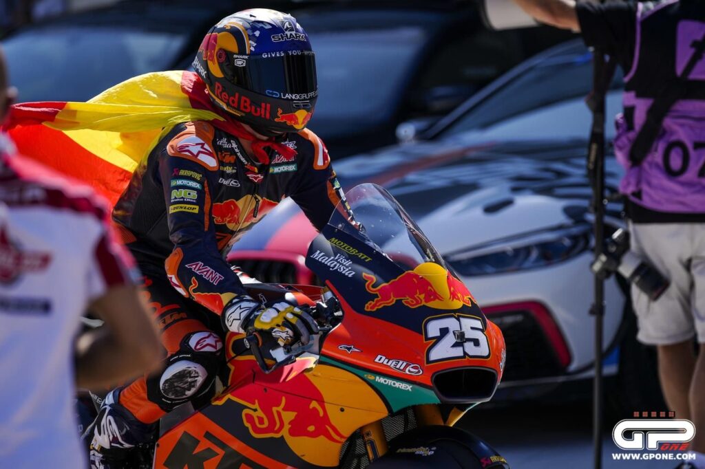 Moto2, Fernandez prend également Misano devant Gardner. 5ème Bezzecchi Ritratto di GPone