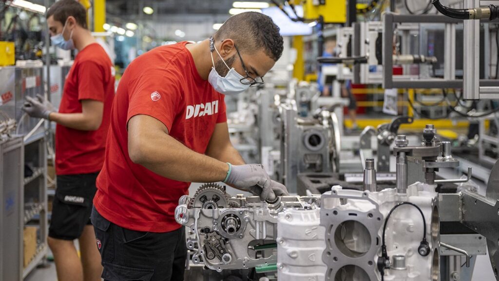 Beaucoup de commandes et peu de matériel : l’épouvantail d’une nouvelle crise Ritratto di Luca Sabatini