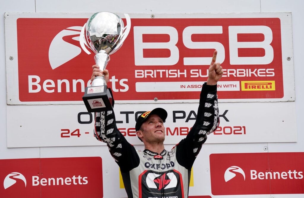 SBK, BSB: Bridewell marque un-deux, O’Halloran à nouveau KO et le championnat est grand ouvert Ritratto di Andrea Periccioli