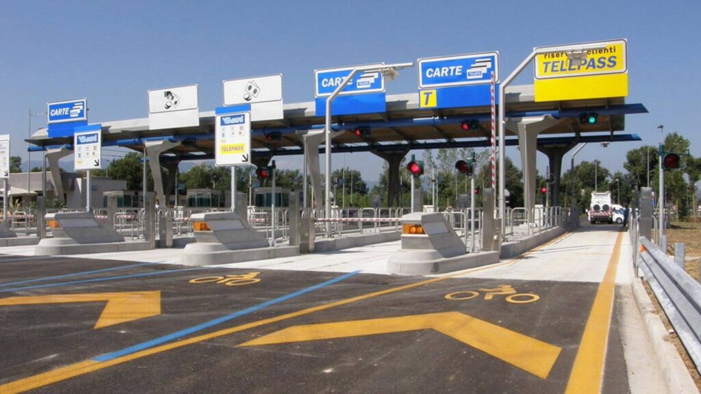 Autoroutes : le cashback des péages, comment ça marche Ritratto di Fabio Caliendo