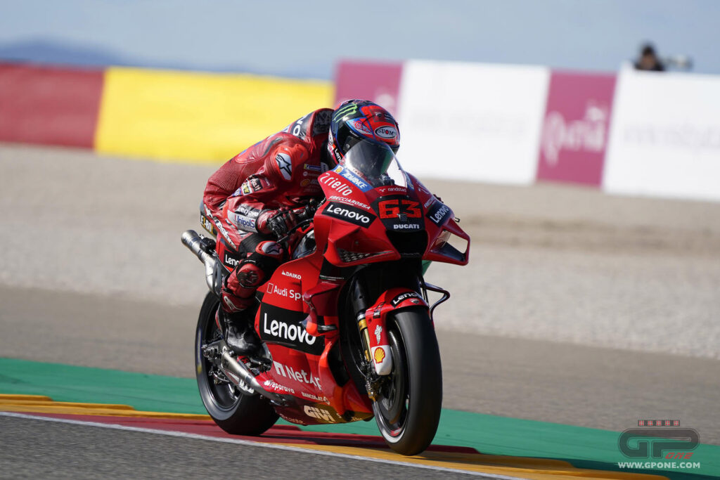 MotoGP, Ducati show à Aragon : Bagnaia en pole, Miller 2e. Quartararo 3e Ritratto di Marco Caregnato