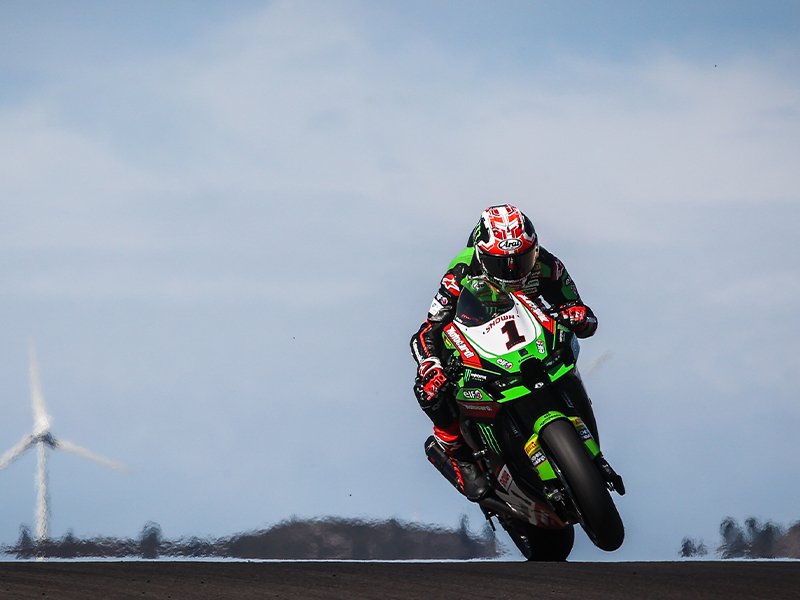 SBK, Portimao : Rea se confirme en FP3, Razgatlioglu très proche Ritratto di GPone