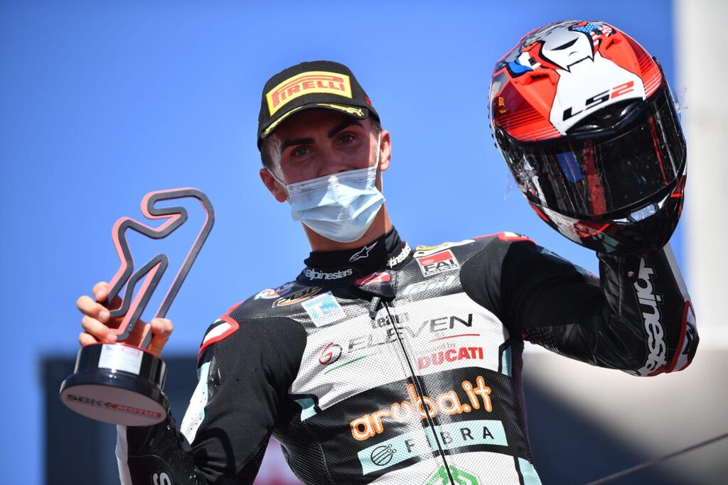 SBK, Baz : “Cette Ducati est incroyable, mais je suis ici en vacances” Ritratto di Riccardo Gugliemetti