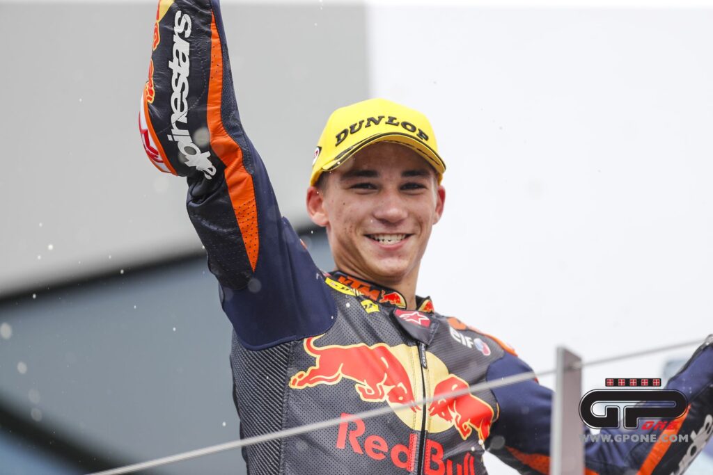 Moto3, Deniz Oncu disqualifié pour deux Grands Prix pour “conduite irresponsable” Ritratto di GPone