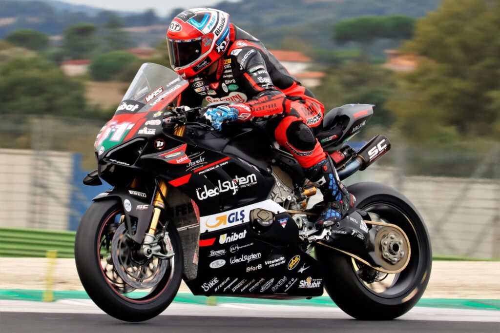 SBK, Pirro’s Solo, Delbianco montrent dans la course 1 de la CIV Superbike à Vallelunga Ritratto di Andrea Periccioli