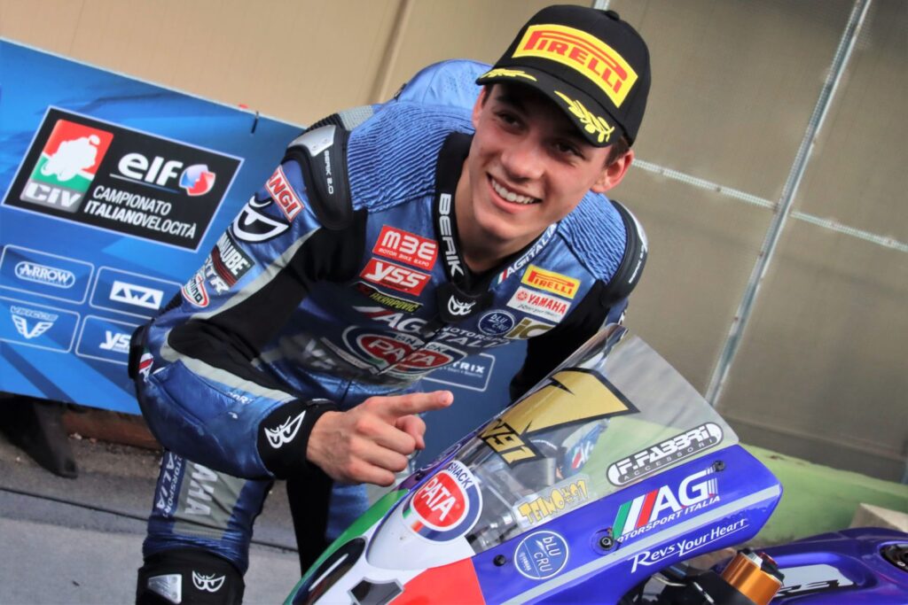 SBK, Overwhelming Vannucci dans la CIV SuperSport 300 : titre à Vallelunga Ritratto di Andrea Periccioli