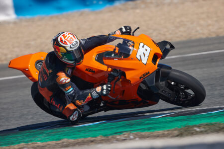 KTM RC 8C : Pedrosa livre les 25 premières unités à Jerez