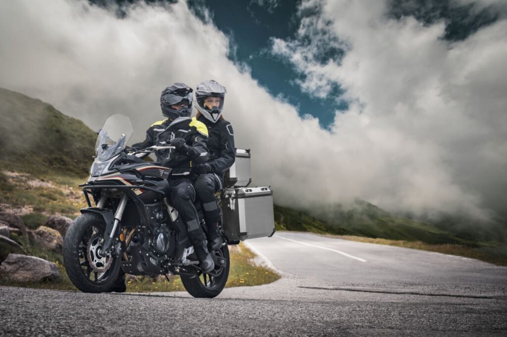 Voge, nouveau tarif pour la gamme Valico, voici le prix du 650DSX Ritratto di Matteo Pozzi