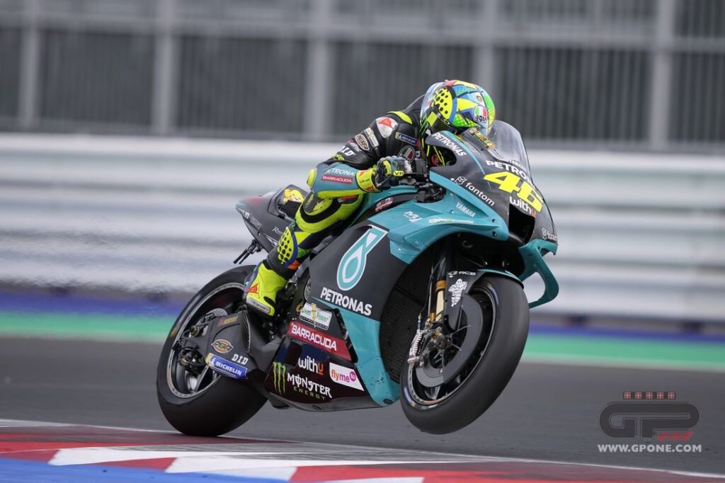 MotoGP, On Sky Thursday est le “Rossi Day”: une journée dédiée à Valentino Ritratto di GPone