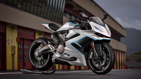 Et si Ferrari faisait un Superbike ?  Voici comment cela pourrait être