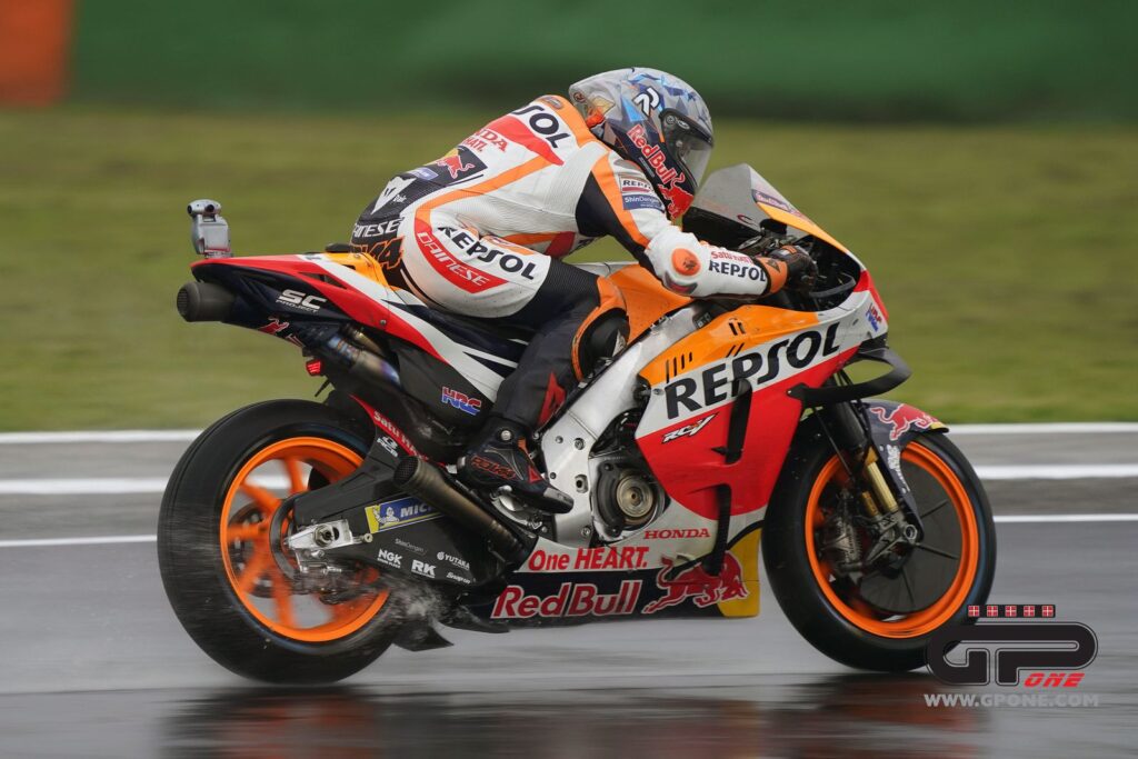 MotoGP, Pol Espargaró : “C’est trop viser le podium, personne ne sait comment se passera demain” Ritratto di Mattia Fundaró