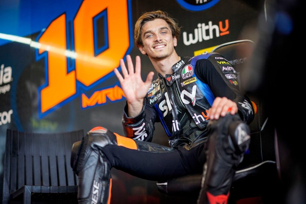 MotoGP, Luca Marini : “Je mûris, ça m’a aidé à défier Pecco avec la Panigale” Ritratto di Andrea Scalera