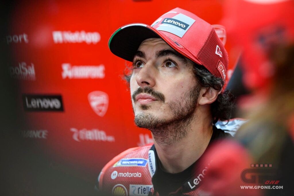 MotoGP, Bagnaia : “Frustré mais heureux, le championnat du monde a toujours appartenu à Quartararo” Ritratto di Marco Caregnato