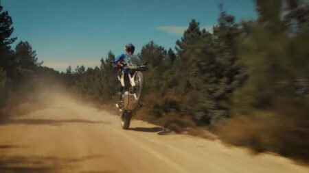 Aprilia Touareg 660 : voici le son du bicylindre de Noale !  - VIDÉO