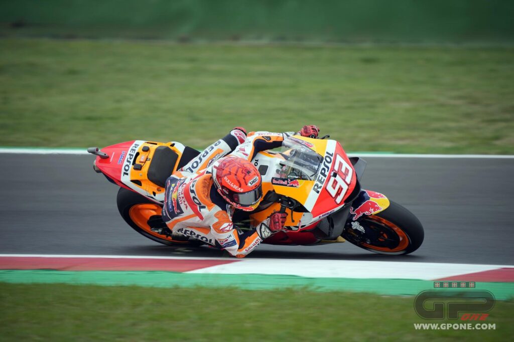 MotoGP, spectacle de Misano : Marquez gagne, Bagnaia tombe, Quartararo est champion ! Ritratto di Marco Caregnato