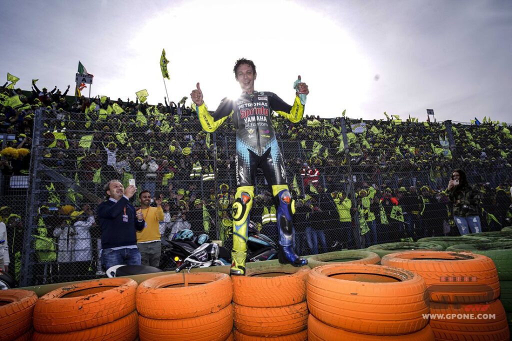 MotoGP, Rossi : “Ma dernière course à Valence ? Pour l’instant je me sens normal” Ritratto di GPone