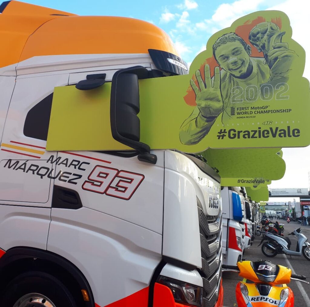 MotoGP, Honda fête… Valentino Rossi sur ses camions Ritratto di GPone