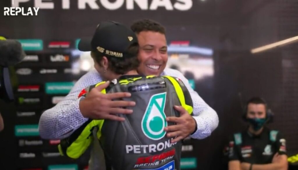 MotoGP, The Last Dance : aussi Ronaldo pour la dernière course de Rossi Ritratto di Riccardo Gugliemetti