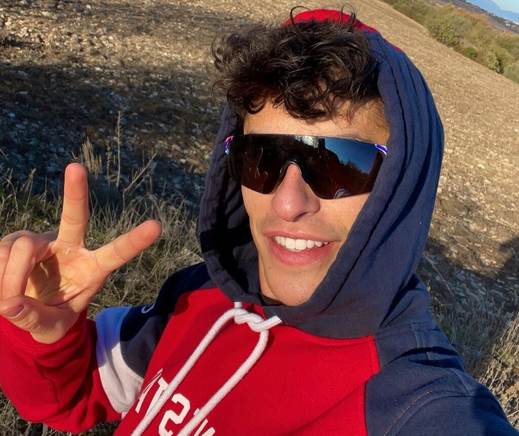MotoGP, Marc Marquez brise le silence : une balade embrassée par le soleil Ritratto di GPone