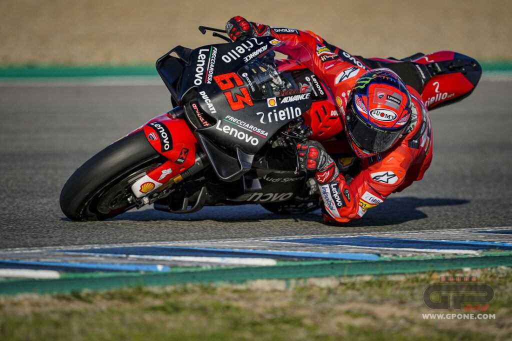 MotoGP, Pecco Bagnaia : « Ducati a réussi à améliorer une moto déjà parfaite » Ritratto di Matteo Aglio