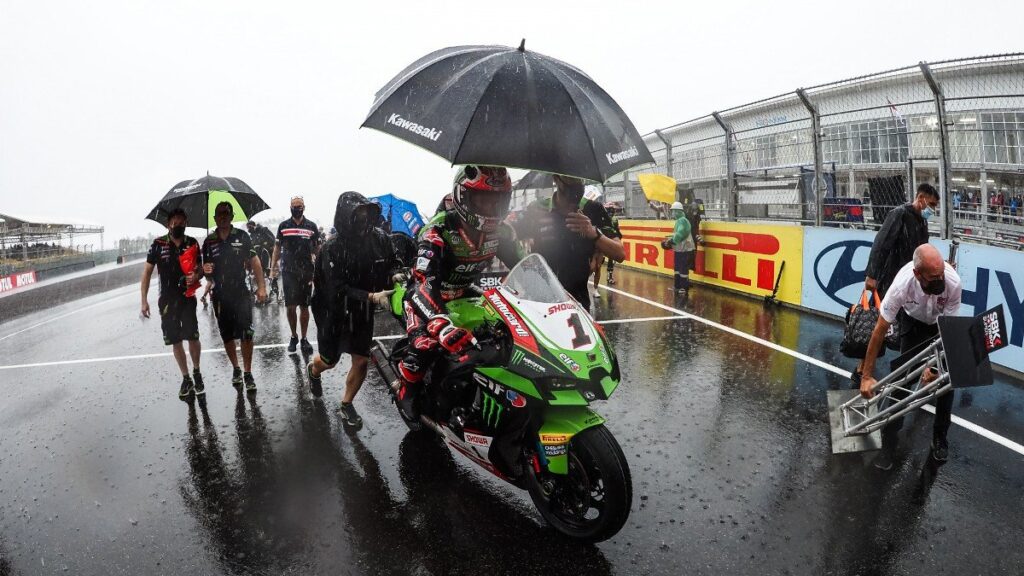 SBK, Mandalika : la pluie ruine les plans Superbike et pour Rea c’est désormais très dur Ritratto di Riccardo Gugliemetti