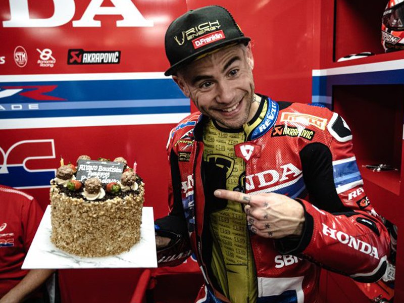 SBK, Bautista : « La période de deux ans chez Honda a été plus difficile que prévu » Ritratto di Mattia Fundaró