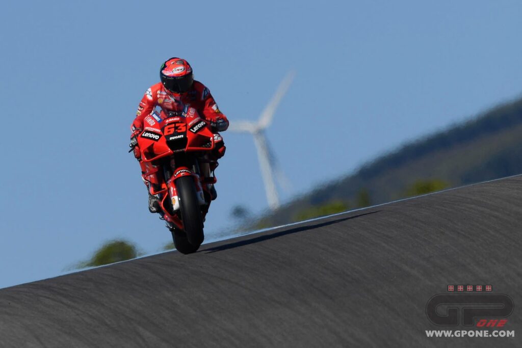 MotoGP, Grande Bagnaia : cinquième pole consécutive, Portimao est à lui. Miller 2e, Mir 3e Ritratto di Marco Caregnato