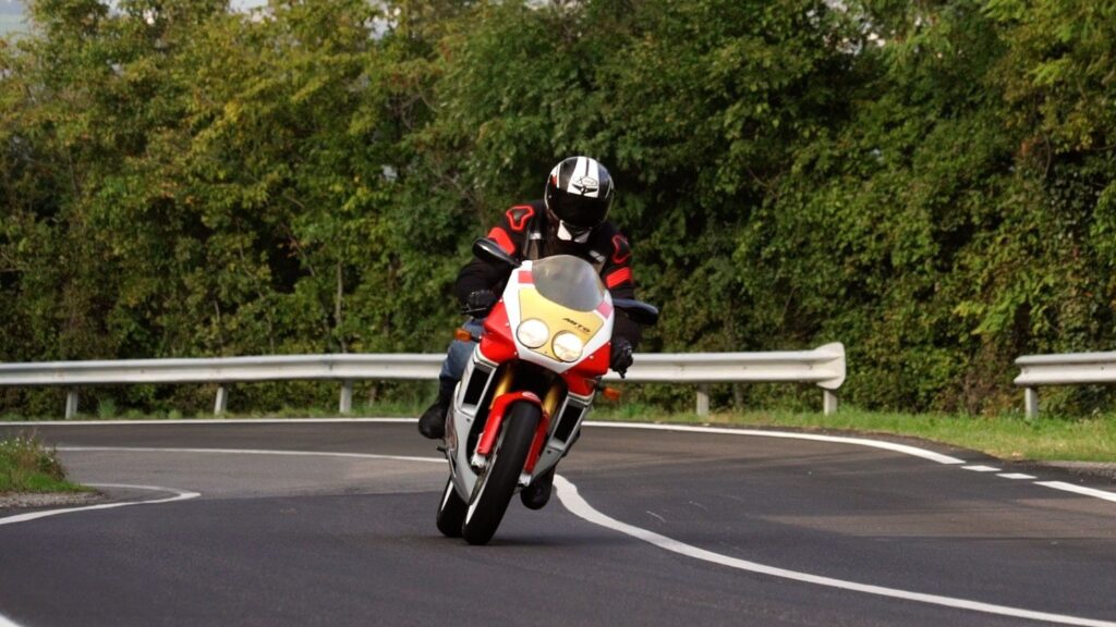 Qui a dit que 2 temps et écologiste ne faisaient pas bon ménage ? Ritratto di Luca Sabatini