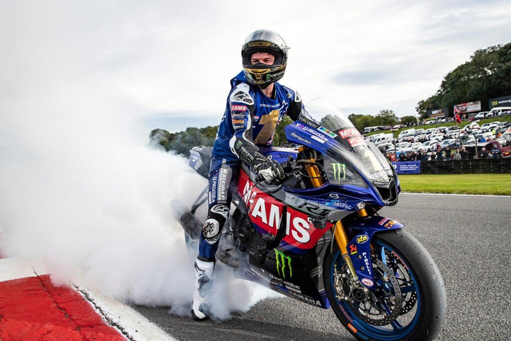 SBK, Tarran Mackenzie défendra le titre avec McAMS Yamaha en BSB 2022 Ritratto di Andrea Periccioli
