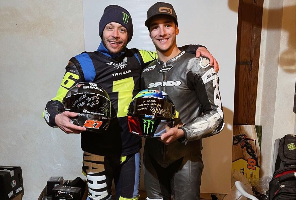 SBK, Jerez : Iker Lecuona en rouge style Ducati pour la première fois avec Honda Ritratto di GPone