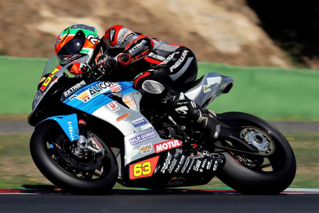 SBK, Davide Stirpe défendra le titre dans la CIV SSP avec la F3 800 RR d’Extreme Ritratto di Andrea Periccioli