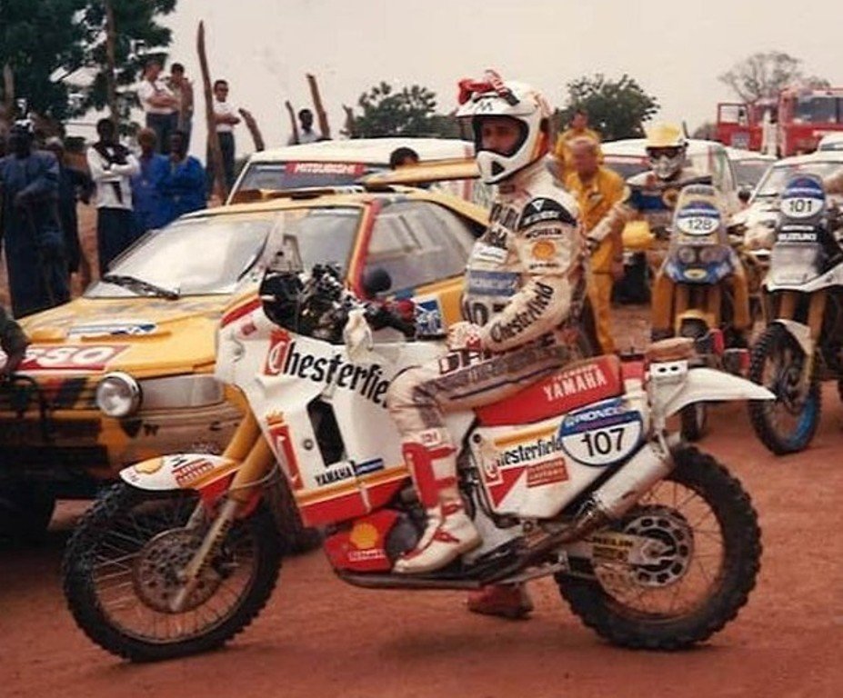 Franco Picco et Petrucci mènent la caravane bleue vers le Dakar Ritratto di Riccardo Gugliemetti