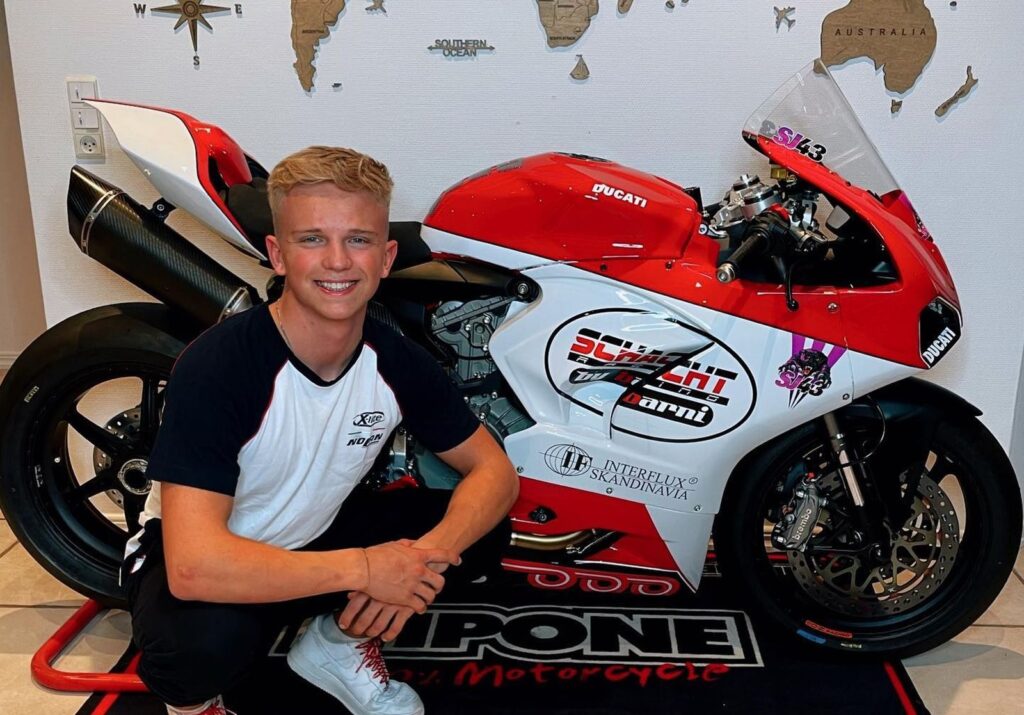 SBK, Du Danemark avec fureur : Jespersen au départ de la CIV SSP 2022 avec Schacht Racing Ritratto di Andrea Periccioli