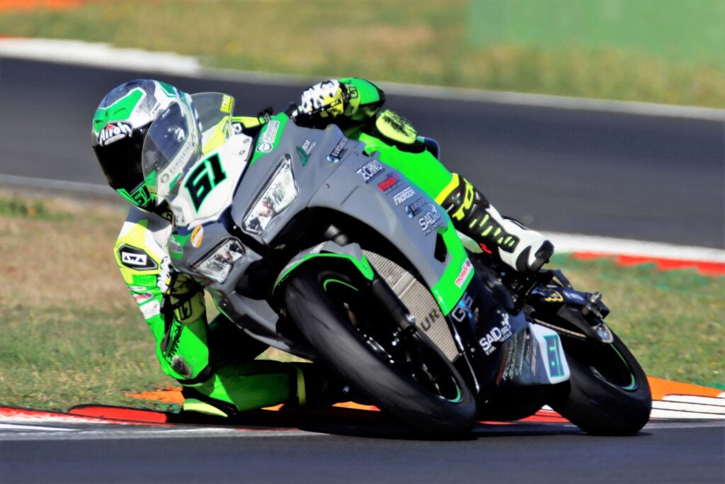 SBK, Carnevali et Frappola avec l’équipe Pedercini dans le CIV SS300 2022 Ritratto di Andrea Periccioli