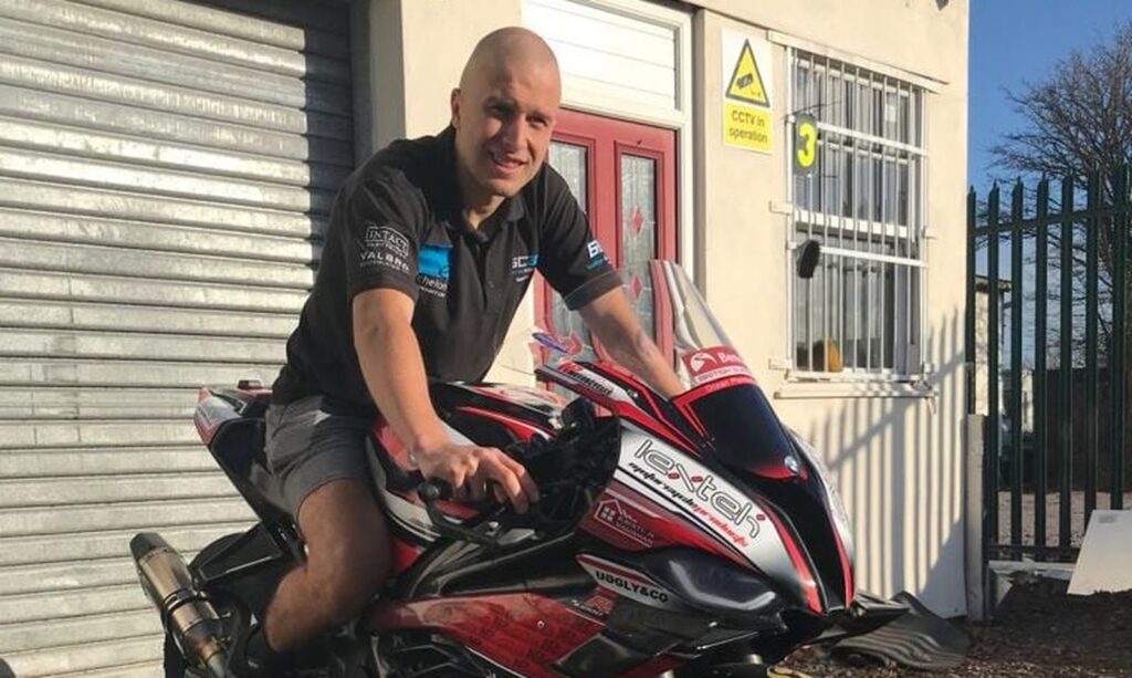 SBK, imparable Sam Cox : de la lutte contre le cancer à BSB 2022 Ritratto di Andrea Periccioli