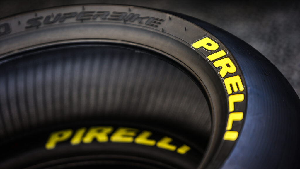 Pirelli apporte un nouveau pneu au SBK : le SCQ fait ses débuts en Superpole Ritratto di GPone