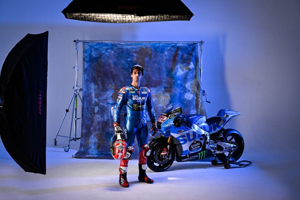 MotoGP, Rins : “Je veux revenir à celui de 2020, en 2021 les attentes sont trop élevées” Ritratto di Matteo Aglio